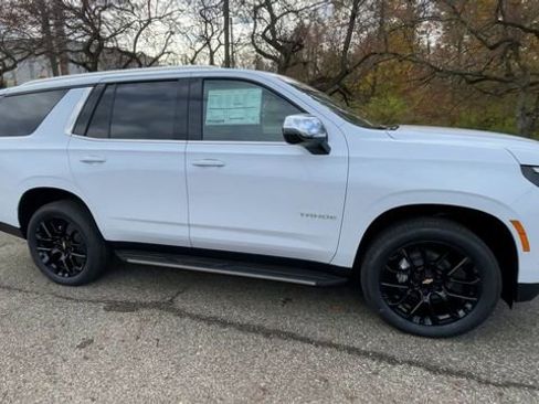 New 2026 Chevrolet Tahoe Premier w/ Sun And Tow Package AWD/4WD image 3