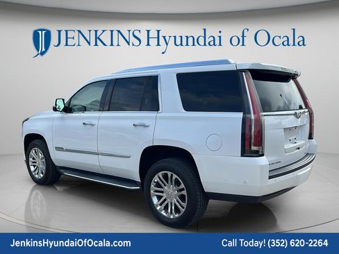 Used 2018 Cadillac Escalade 2WD image 5