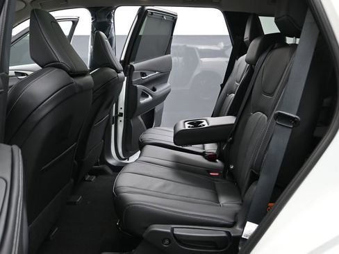 Used 2025 INFINITI QX60 Luxe w/ Vision Package image 20