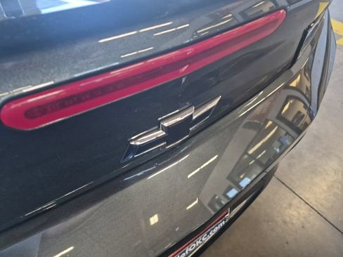 Used 2018 Chevrolet Camaro ZL1 RWD image 14