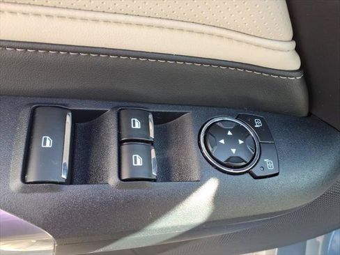 Used 2025 Ford Mustang GT Premium RWD image 12