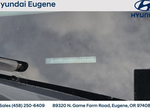 Used 2023 Hyundai Kona SE w/ Cargo Package image 2