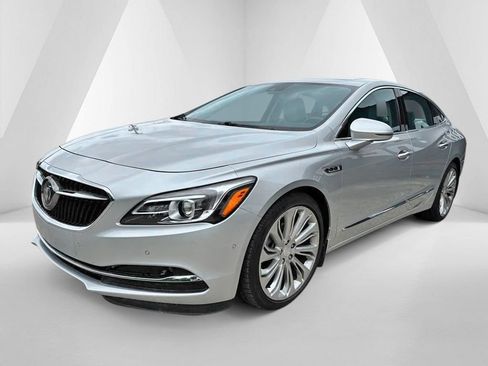 Used 2017 Buick LaCrosse Premium w/ Driver Confidence Package #2 AWD/4WD image 3