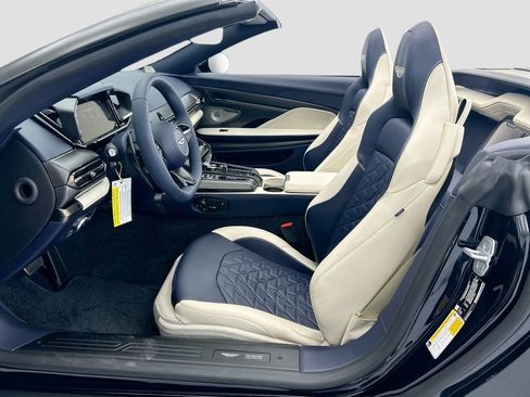 New 2026 Aston Martin Vanquish Convertible image 26