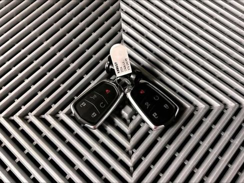 Used 2024 Cadillac XT6 Sport w/ Technology Package AWD/4WD image 11