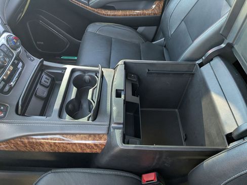 Used 2020 Chevrolet Tahoe Premier w/ 6.2L Performance Package image 27