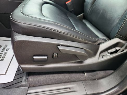 Used 2019 Chevrolet Colorado LT w/ Redline Special Edition AWD/4WD image 24