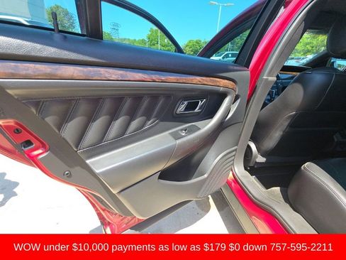 Used 2015 Ford Taurus Limited FWD image 9