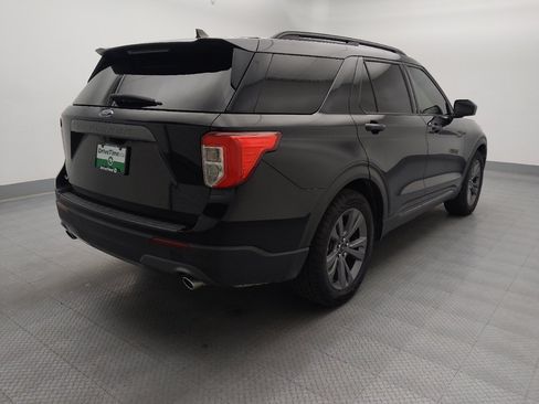 Used 2021 Ford Explorer XLT w/ Equipment Group 202A RWD image 9