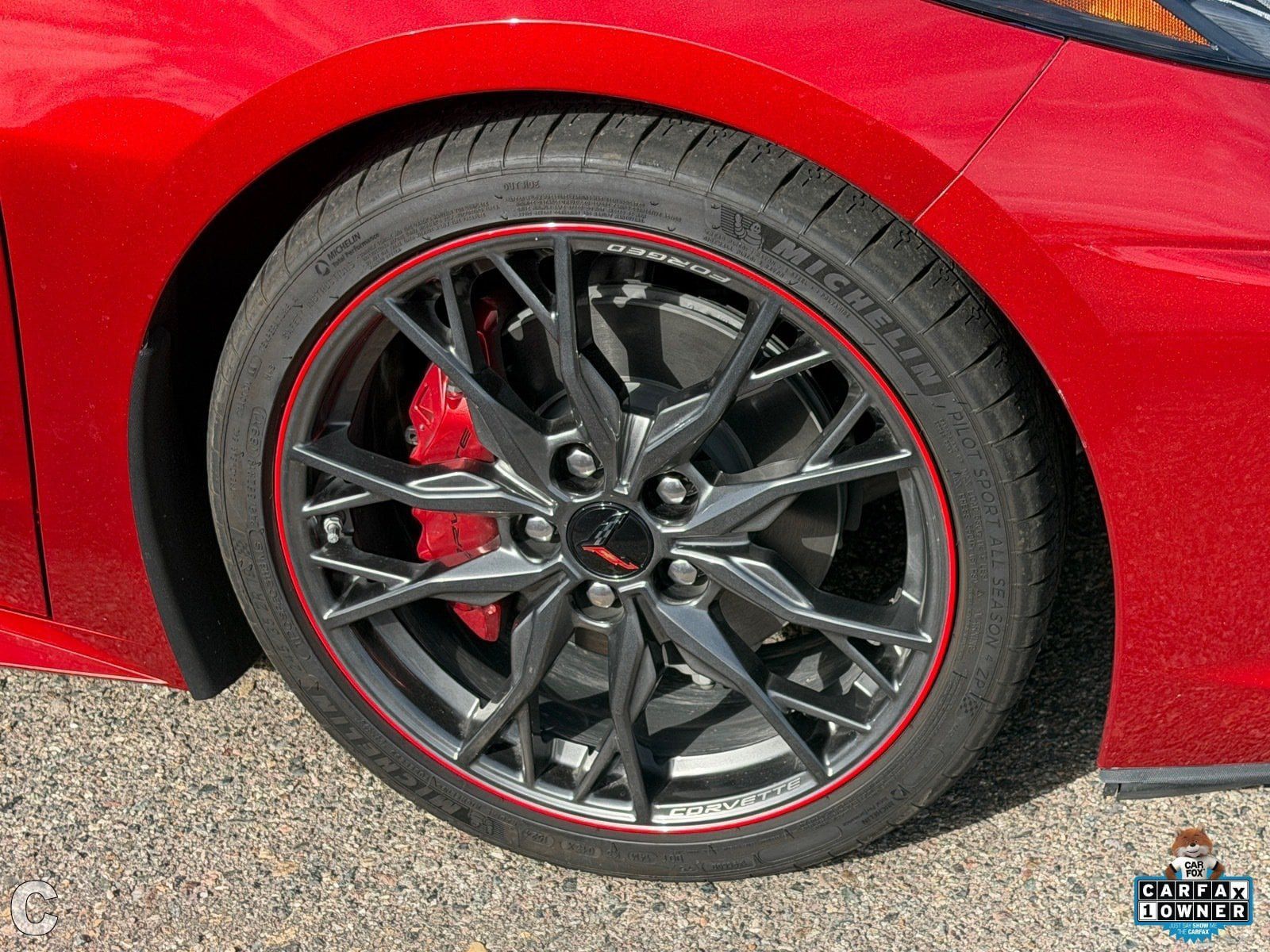 Used 2024 Chevrolet Corvette Stingray Preferred Cpe w/ Battery Protection Package RWD image 6
