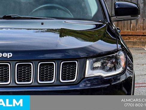 Used 2018 Jeep Compass Limited w/ Navigation Group FWD image 15