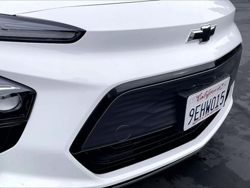 Used 2023 Chevrolet Bolt EUV LT w/ Convenience Package image 32