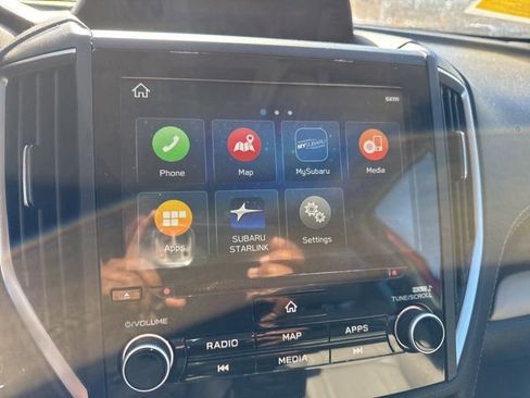 Used 2023 Subaru Forester Limited image 12