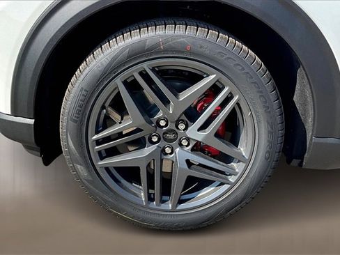 New 2025 Ford Explorer ST-Line w/ Premium Package image 12