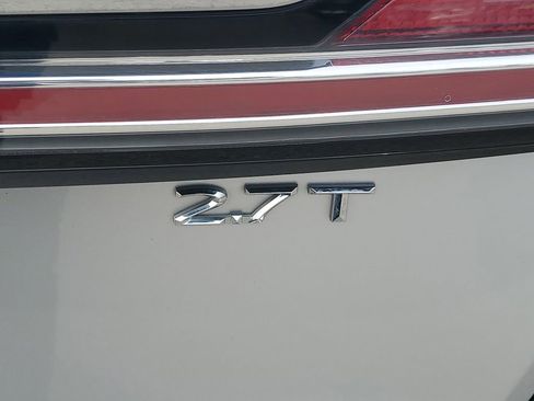 Used 2019 Lincoln Nautilus Reserve image 8