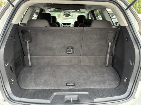 Used 2016 Chevrolet Traverse LT w/ Traveler's Package AWD/4WD image 19
