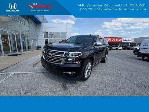Used 2019 Chevrolet Suburban Premier w/ Premier Plus Edition image 1