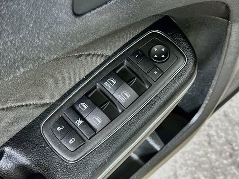 Used 2023 Dodge Charger SXT RWD image 20