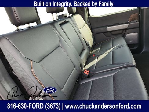 New 2026 Ford F250 Lariat w/ Black Appearance Package image 26