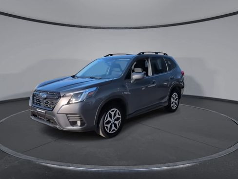 Certified 2023 Subaru Forester Premium image 4