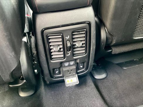 Certified 2023 Dodge Durango GT RWD image 11