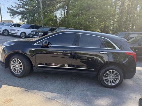 Used 2017 Cadillac XT5 Luxury w/ Driver Awareness Package image 7