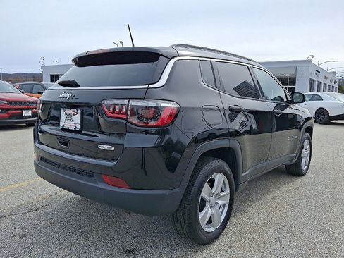 Certified 2022 Jeep Compass Latitude image 24