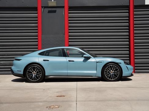 Used 2023 Porsche Taycan RWD image 4