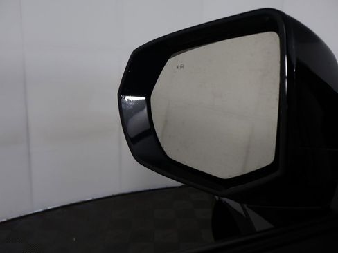 Used 2025 Chevrolet Tahoe Z71 AWD/4WD image 38