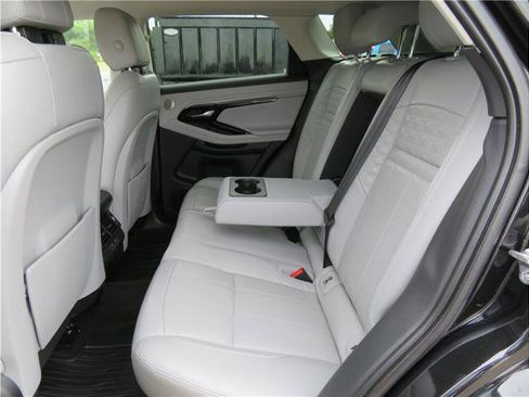 Used 2020 Land Rover Range Rover Evoque SE image 5