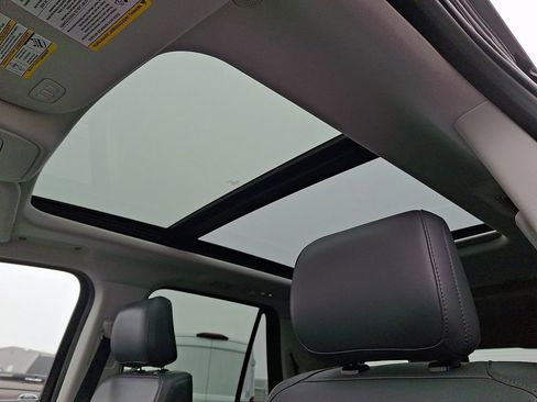 Used 2025 Ford Expedition Max Active image 15