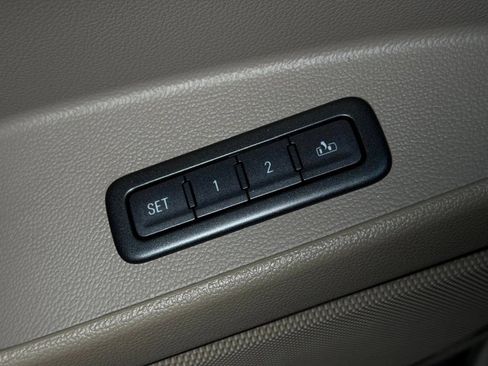 Used 2015 GMC Yukon XL SLT AWD/4WD image 39