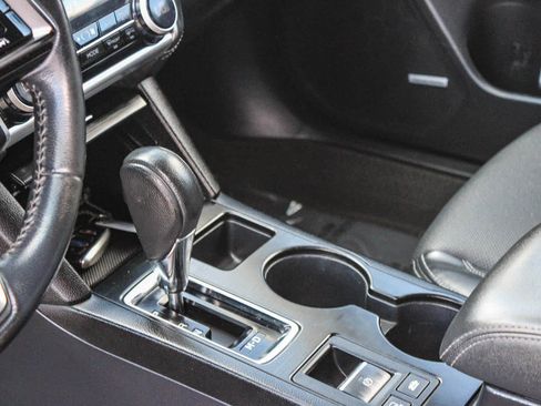 Used 2019 Subaru Outback 2.5i Limited image 18