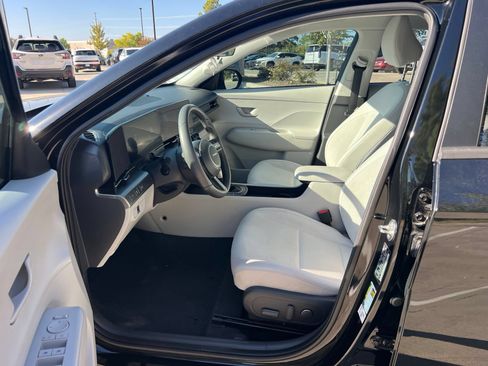 Certified 2024 Hyundai Kona SEL AWD/4WD image 21