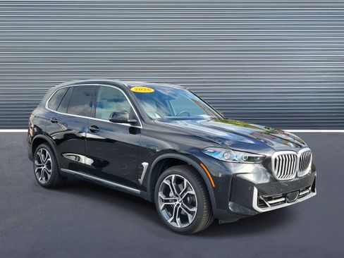 Used 2026 BMW X5 sDrive40i RWD image 2