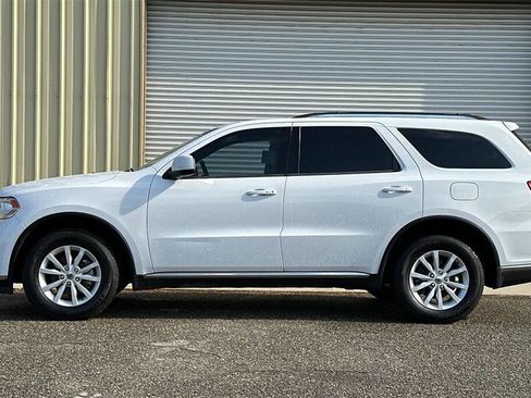 Used 2020 Dodge Durango SXT image 3
