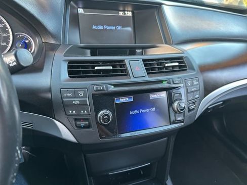 Used 2013 Honda Crosstour EX-L image 3