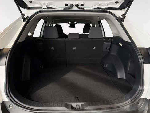 Used 2024 Toyota RAV4 XLE AWD/4WD image 31