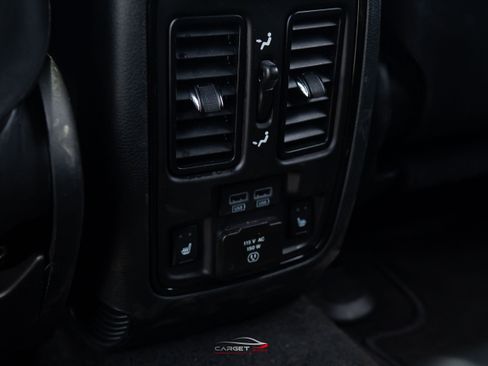 Used 2022 Dodge Durango R/T w/ Blacktop Package AWD/4WD image 23