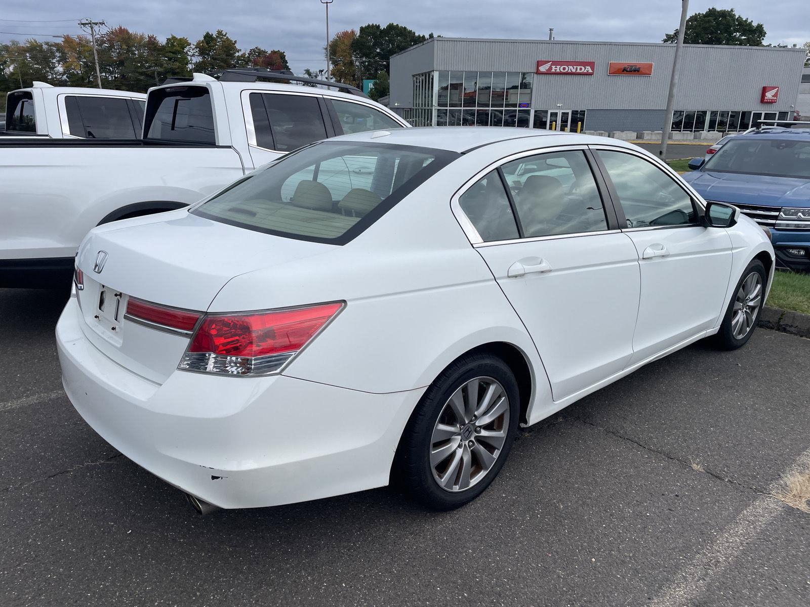 Used 2012 Honda Accord EX-L image 4