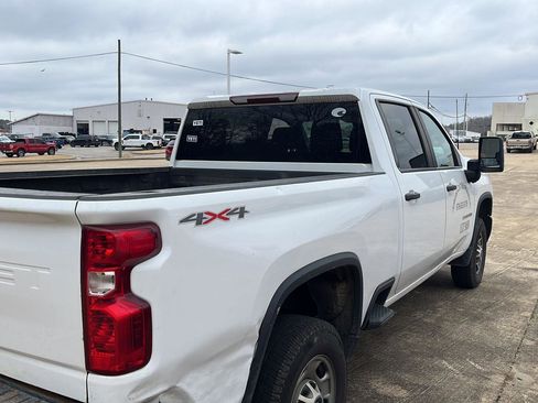 Used 2024 Chevrolet Silverado 2500 W/T image 4