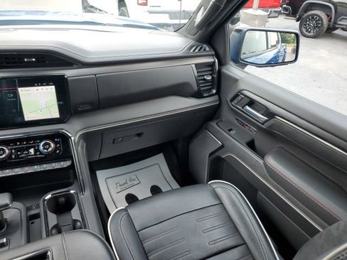 Used 2022 GMC Sierra 1500 AT4X AWD/4WD image 16