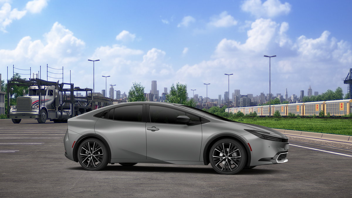 New 2027 Toyota Prius XLE FWD image 18
