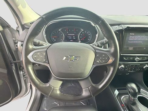 Used 2021 Chevrolet Traverse RS image 39