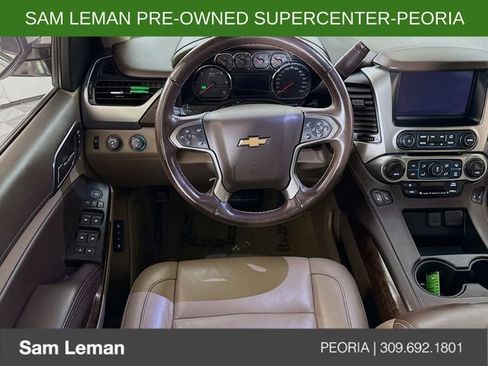 Used 2018 Chevrolet Suburban LT image 23
