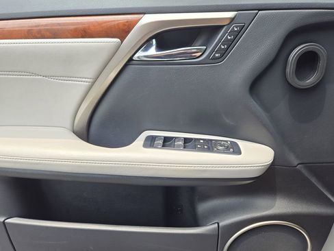 Used 2018 Lexus RX 350L FWD image 23