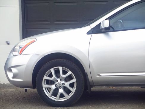 Used 2012 Nissan Rogue SL AWD/4WD image 23