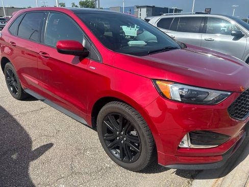 Used 2022 Ford Edge ST-Line w/ Class II Trailer Tow Package AWD/4WD image 7