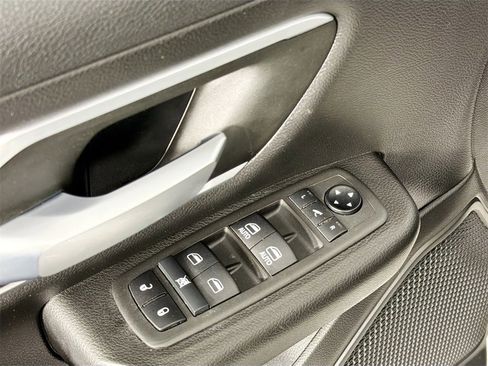 Used 2022 RAM 1500 Big Horn image 17