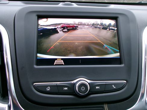 Used 2020 Chevrolet Equinox LT AWD/4WD image 16